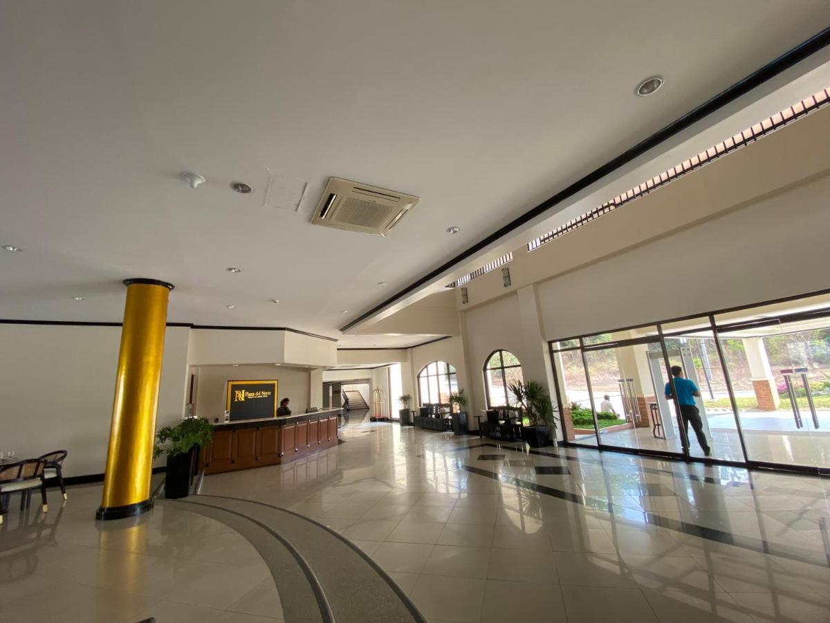 Plaza Del Norte Hotel And Convention Center Laoag Kültér fotó