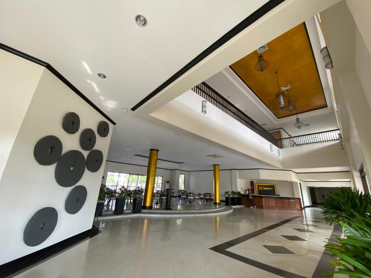 Plaza Del Norte Hotel And Convention Center Laoag Kültér fotó