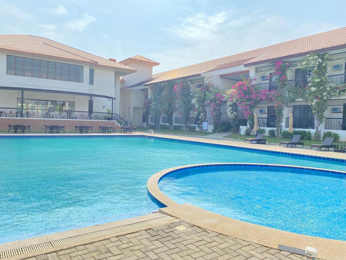 Plaza Del Norte Hotel And Convention Center Laoag Kültér fotó