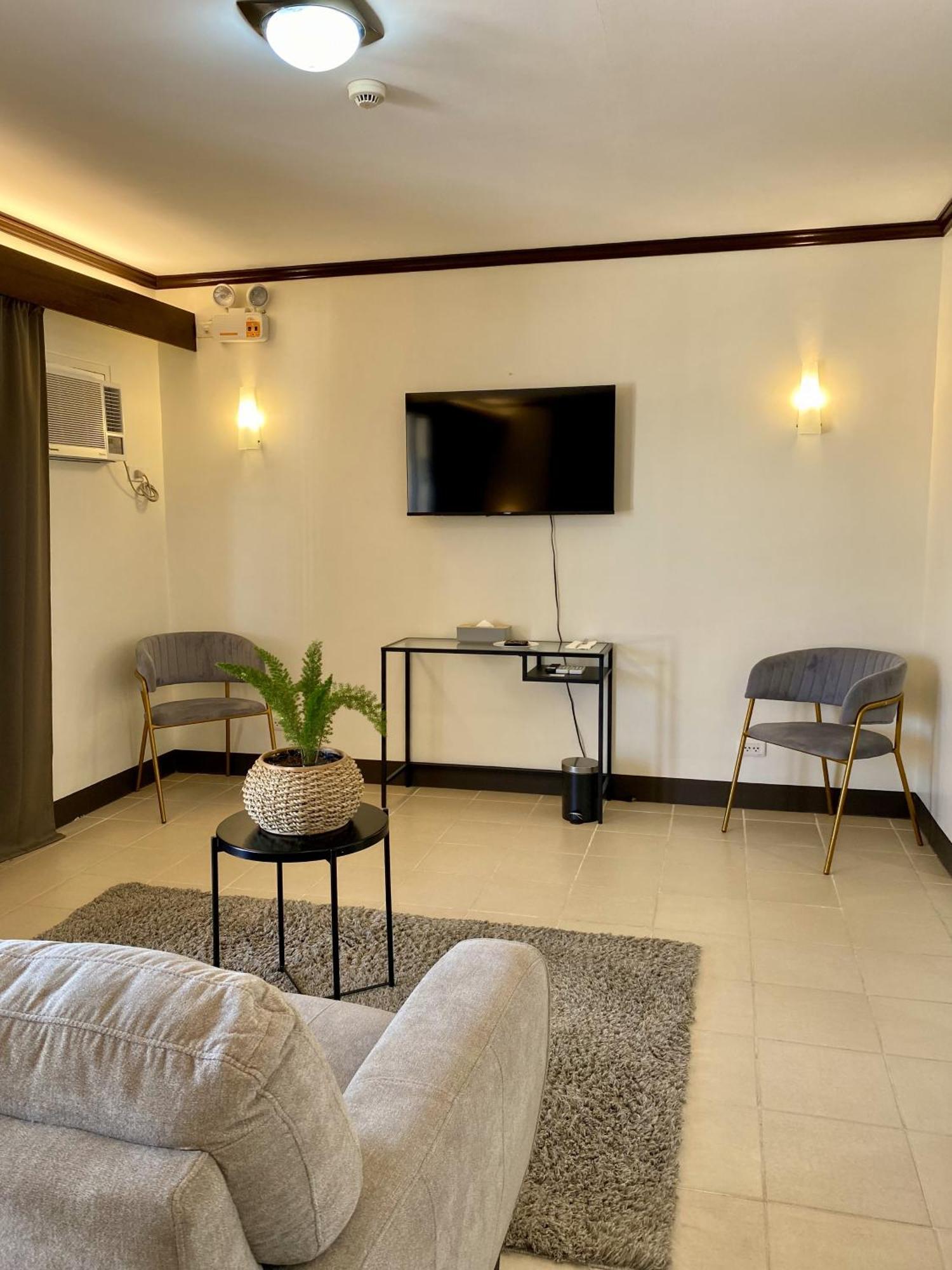 Plaza Del Norte Hotel And Convention Center Laoag Kültér fotó